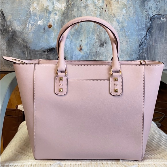 *SOLD*MICHAEL MICHAEL KORS Sandrine Stud Leather T - Picture 2 of 14